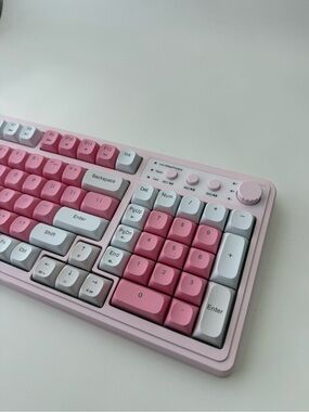 Brand new AULA S99 wireless keyboard - Pink, creamy sound, RGB backlight, nob
